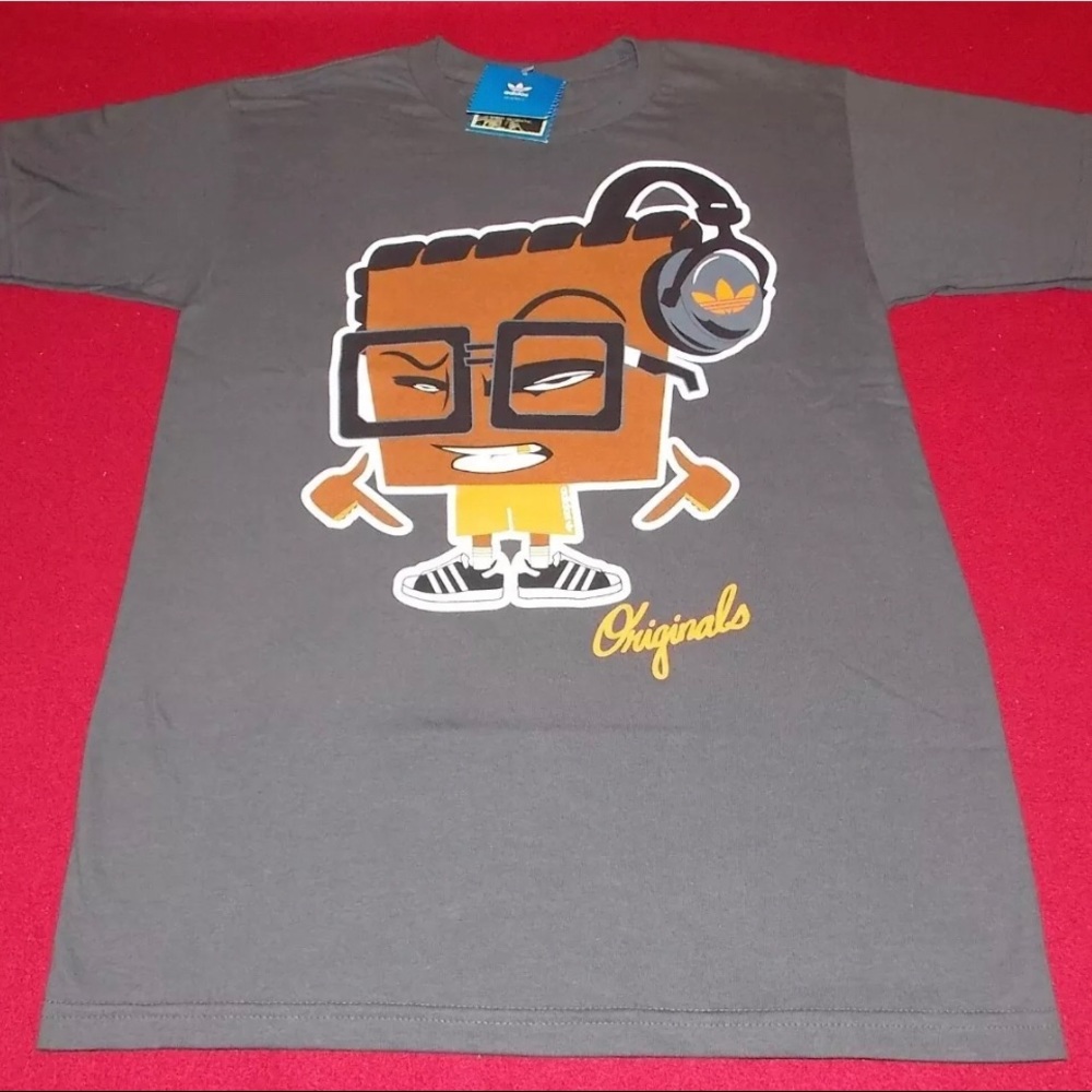 Adidas Blockhead tee size Large